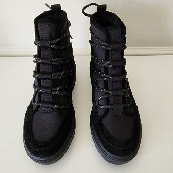 Dr. Scholl's Suede Lace up Bootie | 6 | Black Lightweight Water Repellant NEW - Picture 2 of 7